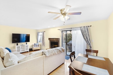 7417 Auburn Oaks Ct unit K, Citrus Heights, CA 95621 - photo 5