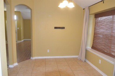 951 Bowie Dr, Lavon, TX 75166 - photo 4