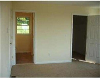 4 Lakeview Dr, Shirley, MA 01464 - photo 5