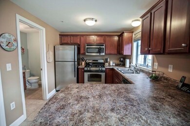 530 Mammoth Rd unit 14, Dracut, MA 01826 - photo 4