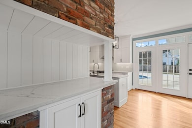 213 W Stevens St, Smithfield, NC 27577 - photo 5