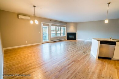 72 Ocean St unit 303, South Portland, ME 04106 - photo 2