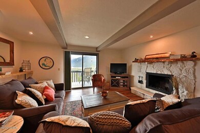 154 Tall Pine Cir unit C, Grand Lake, CO 80447 - photo 4