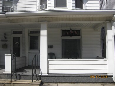 631 E Broad St, Tamaqua, PA 18252 - photo 2