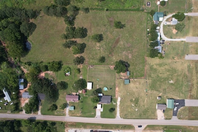 55928 Moccasin Trail Rd, Prague, OK 74864 - photo 2