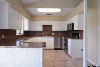 12055 Fm 3226, Arp, TX 75750 - photo 3