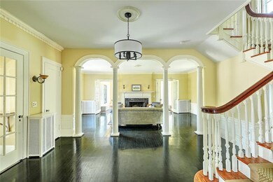 1363 Narragansett Blvd, Cranston, RI 02905 - photo 2