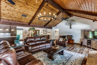 112 Jamar Dr, Weatherford, TX 76088 - photo 7