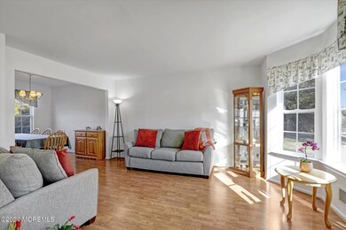 07-Living Room