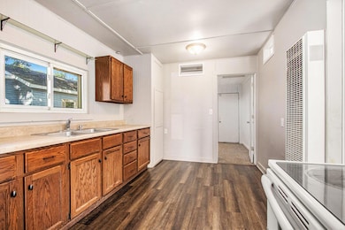 645 N 11th St, Niles, MI 49120 - photo 5