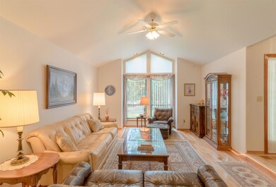 7711 Redthorne Rd, Rogue River, OR 97537 - photo 5