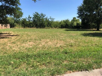 418 Roberts Run, Sherman, TX 75092 - photo 2