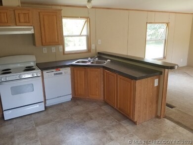 206 S West St, Strang, OK 74367 - photo 2