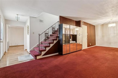 Living/dining room