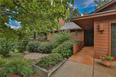 14 Cumbrian Dr, Bella Vista, AR 72714 - photo 4