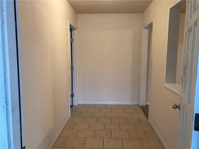 Ceramic tiled entry