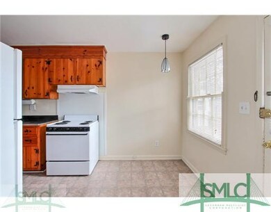 Kitchen. Breakfast area.