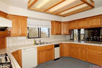 Large Kitchen, with bar, bread box and pull down r