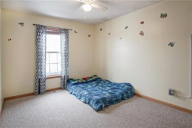 1114 Manse Dr, Raymore, MO 64083 - photo 7