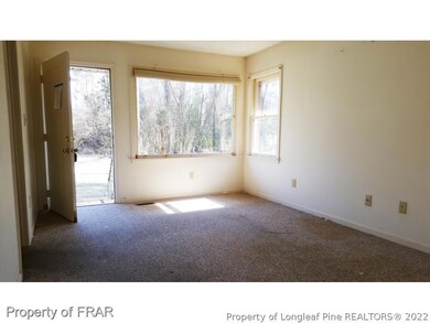 930 Weiss Ave, Fayetteville, NC 28305 - photo 4