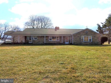 13224 Lewisdale Rd, Clarksburg, MD 20871 - photo 2