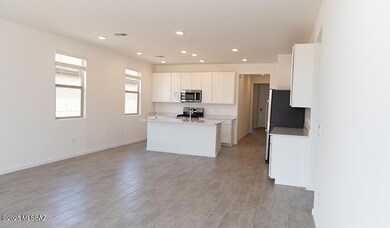 6642 W Island Creek Ln, Tucson, AZ 85757 - photo 4