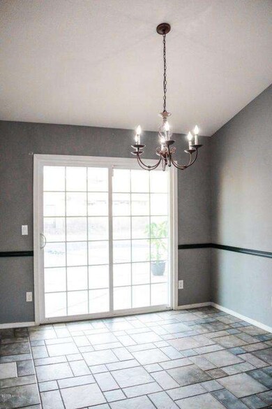 BEAUTIFUL SUNLIGHT  ROOM