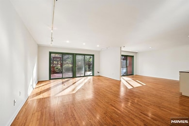 6 Old Quarry Rd unit 4, Englewood, NJ 07631 - photo 5