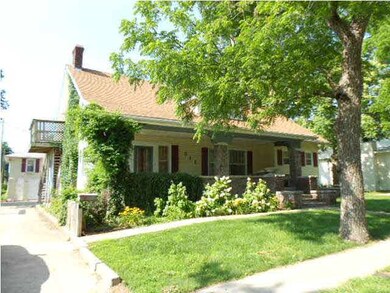 FRONT VIEW OF THE HOME