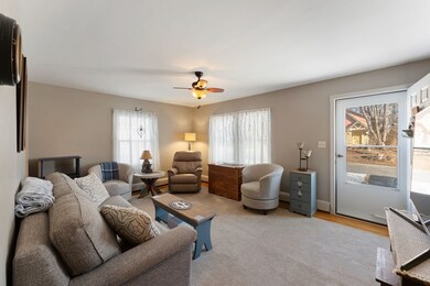 8 Taft St, Uxbridge, MA 01569 - photo 6