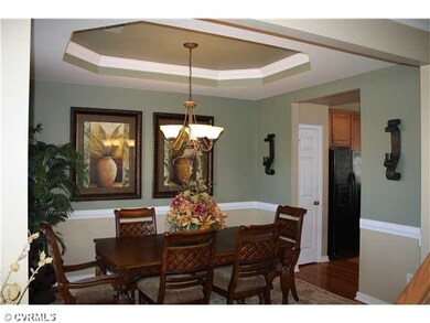 Dining Room - Formal dining room offers nice custo