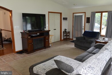 12 Edward Dr, Greencastle, PA 17225 - photo 5