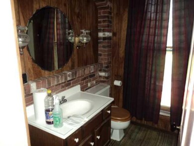 Full Bath.
