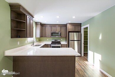 13-Kitchen SM_DMD_4847-HDR