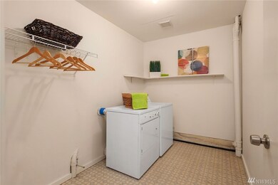 719 213th St SE, Bothell, WA 98021 - photo 7