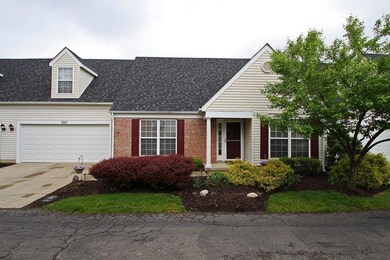 8705 Lazelle Commons (2)