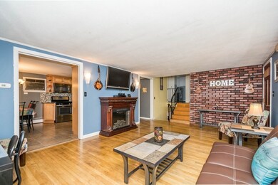 143 Sladen St, Dracut, MA 01826 - photo 5