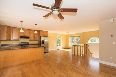 5 Juniper Ln, Lebanon, ME 04027 - photo 4