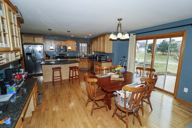 5185 Nannyberry Dr, Fitchburg, WI 53711 - photo 4