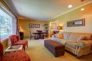 276 Sterling Dr, Oregon, WI 53575 - photo 2