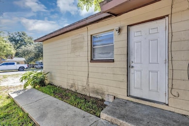 9220 N 13th St unit A & B, Tampa, FL 33612 - photo 4