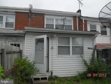 2735 Yarnall Rd, Halethorpe, MD 21227 - photo 4