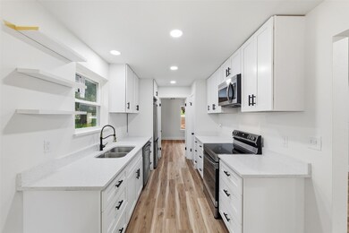 6922 Trailcrest Dr, Dallas, TX 75232 - photo 6