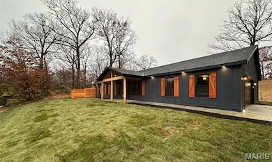 131 Great Oaks Dr, Wright City, MO 63390 - photo 2