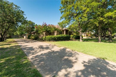 36 Rolling Hills Cir, Denton, TX 76205 - photo 2