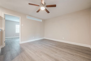 6810 Del Rio St unit 7, Houston, TX 77021 - photo 6