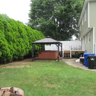 16 Eayers Pond Rd, Hudson, NH 03051 - photo 7