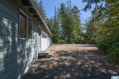 830 Rhododendron Dr, Sequim, WA 98382 - photo 5