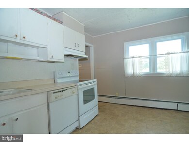 215 Whitman Ave, Lindenwold, NJ 08021 - photo 3