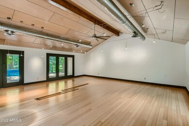 06 Living Room